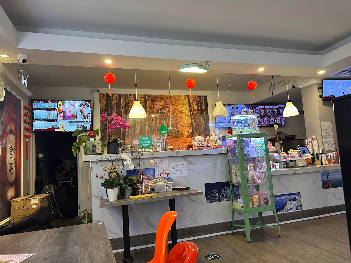 Vibe, Check-In Corner