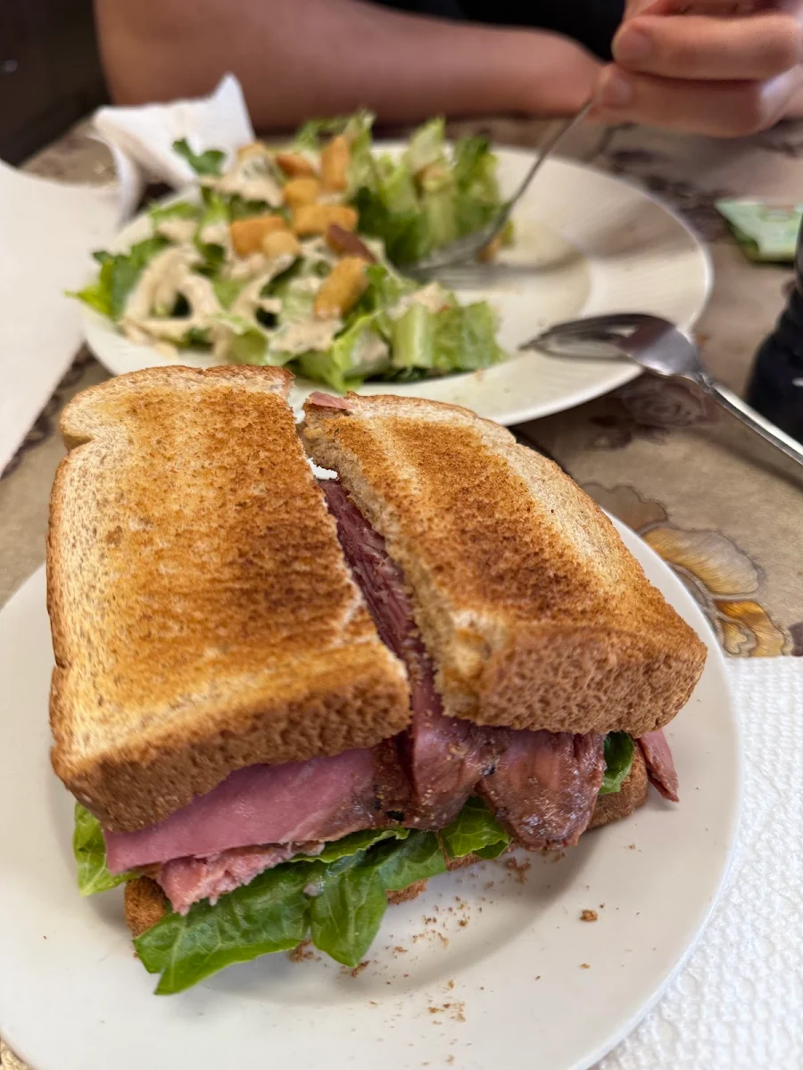 Food & drink, Yaser's Cafe