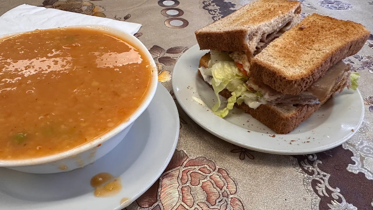 Food & drink, Yaser's Cafe