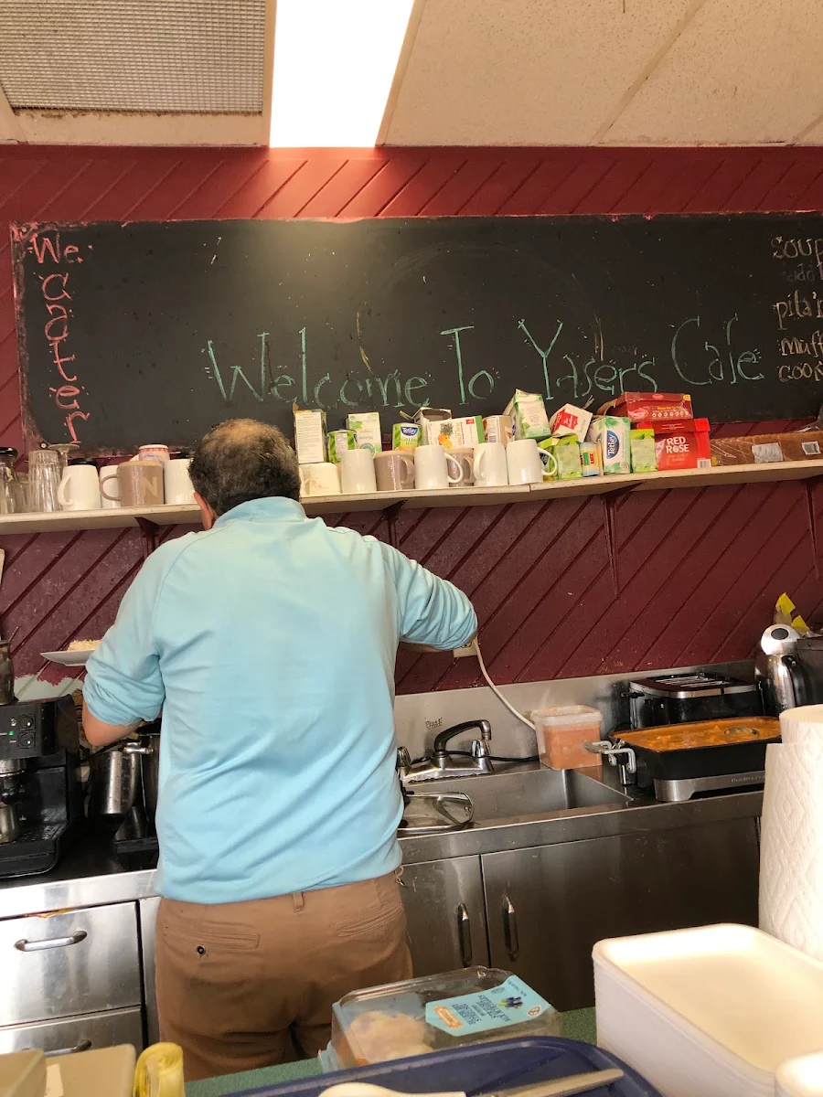 Vibe, Yaser's Cafe