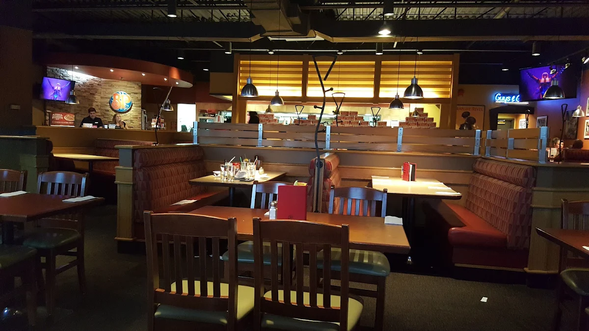 Vibe, Boston Pizza