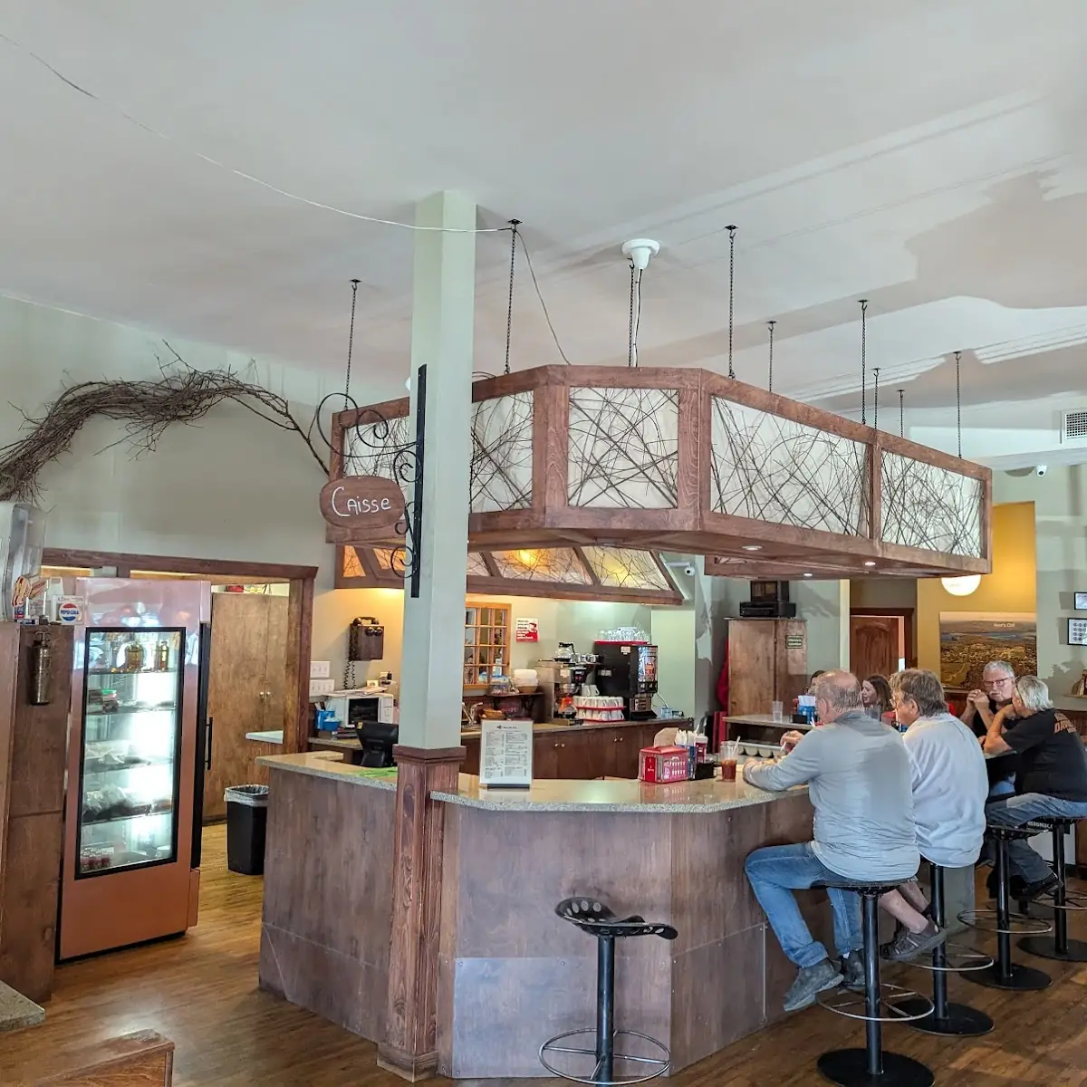 Vibe, Wood's Snack Bar