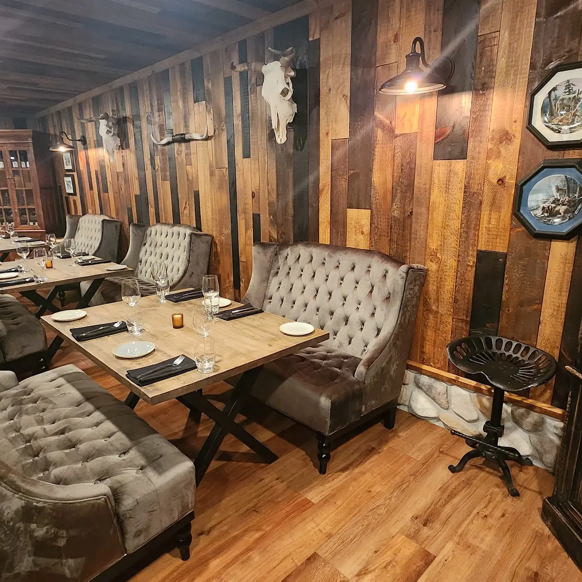 Vibe, Barnwood Restaurant