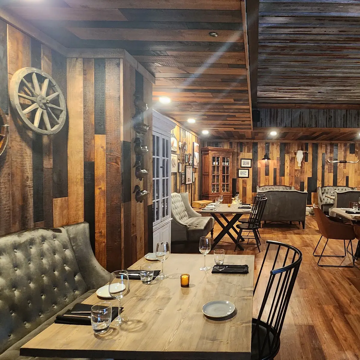 Vibe, Barnwood Restaurant
