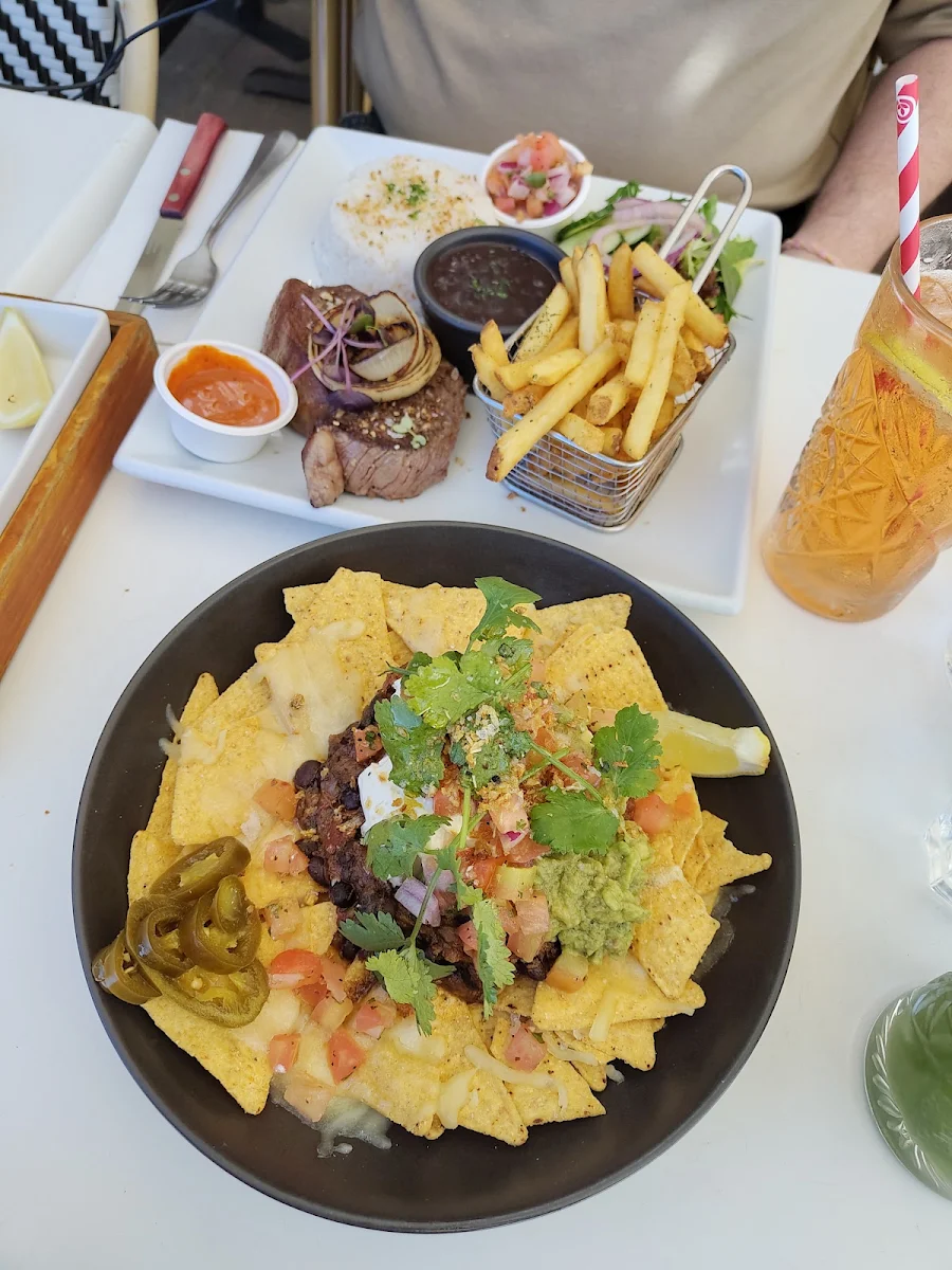 Food & drink photo 8