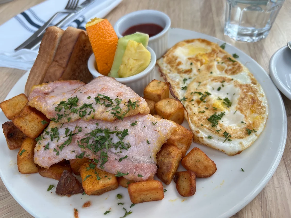 Food & drink photo 1
