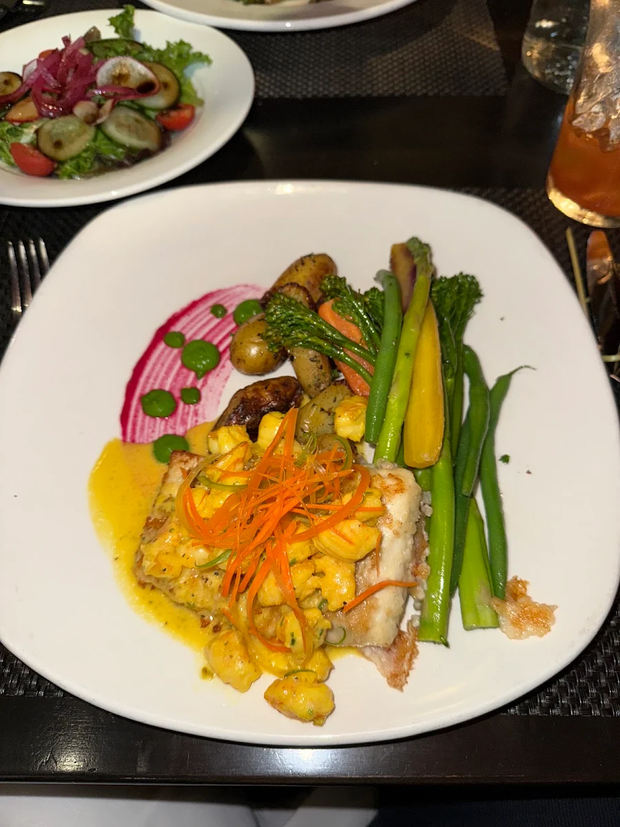 Food & drink, 112 Restaurant & Lounge