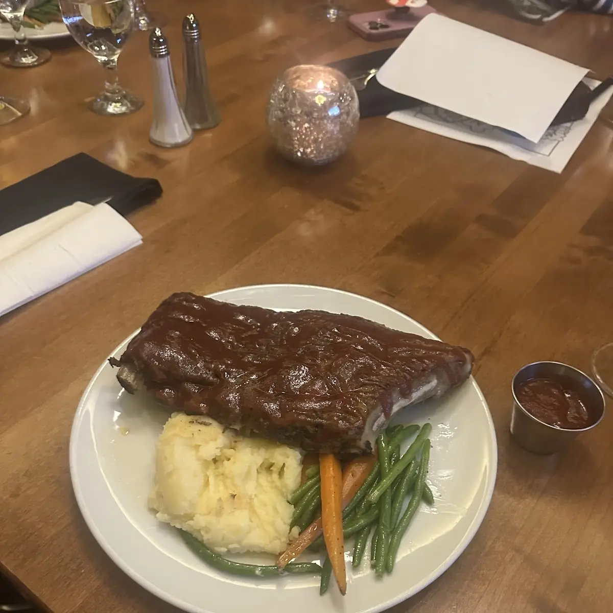 Food & drink, Pat Quinn's Restaurant & Bar