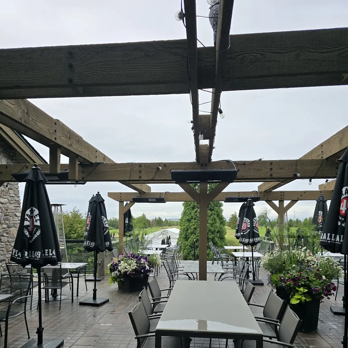 Vibe, Pat Quinn's Restaurant & Bar