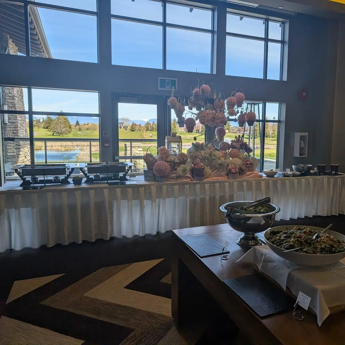 Vibe, Pat Quinn's Restaurant & Bar