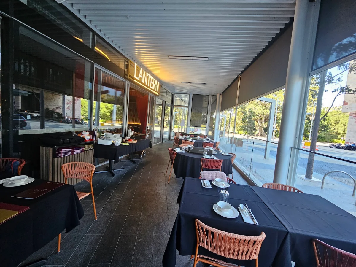 Vibe, Lantern On the Quay