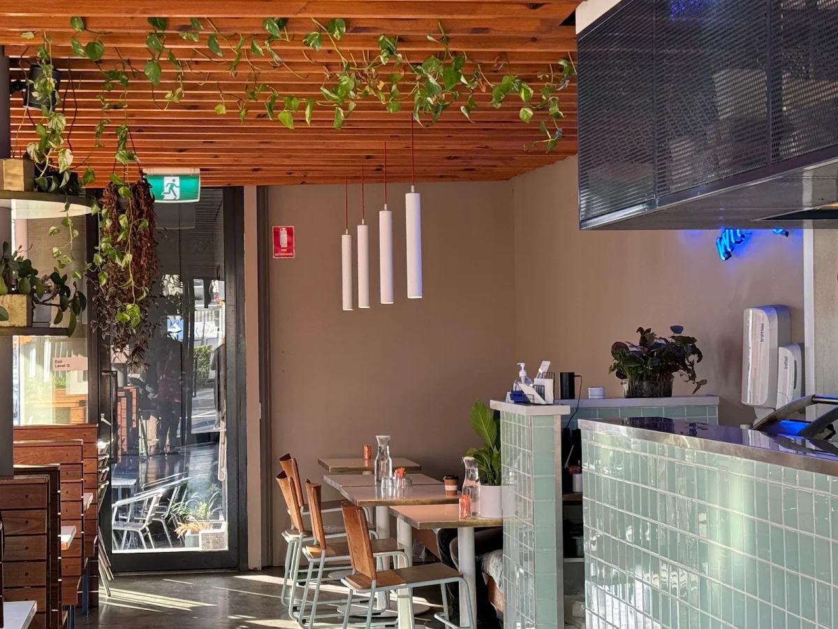 Vibe, Rubika Cafe & Bar