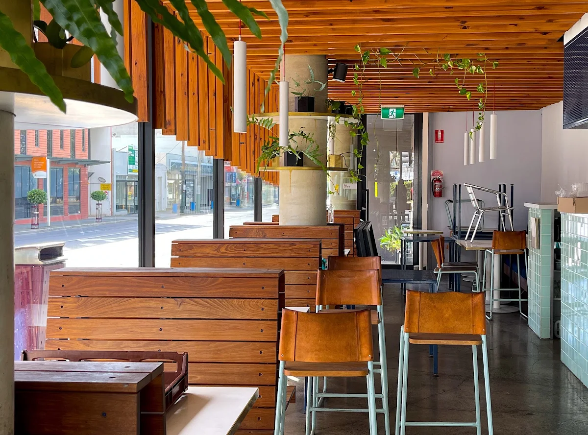 Vibe, Rubika Cafe & Bar