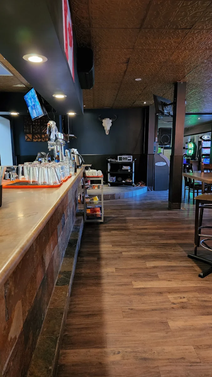 Vibe, Park & Trestle Pub and Restaurant