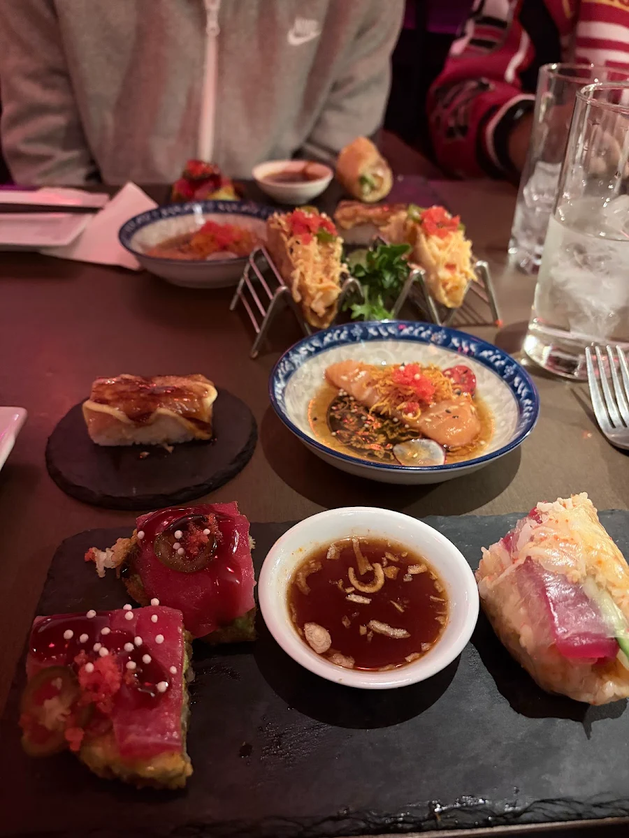 Food & drink, Uni Sushi