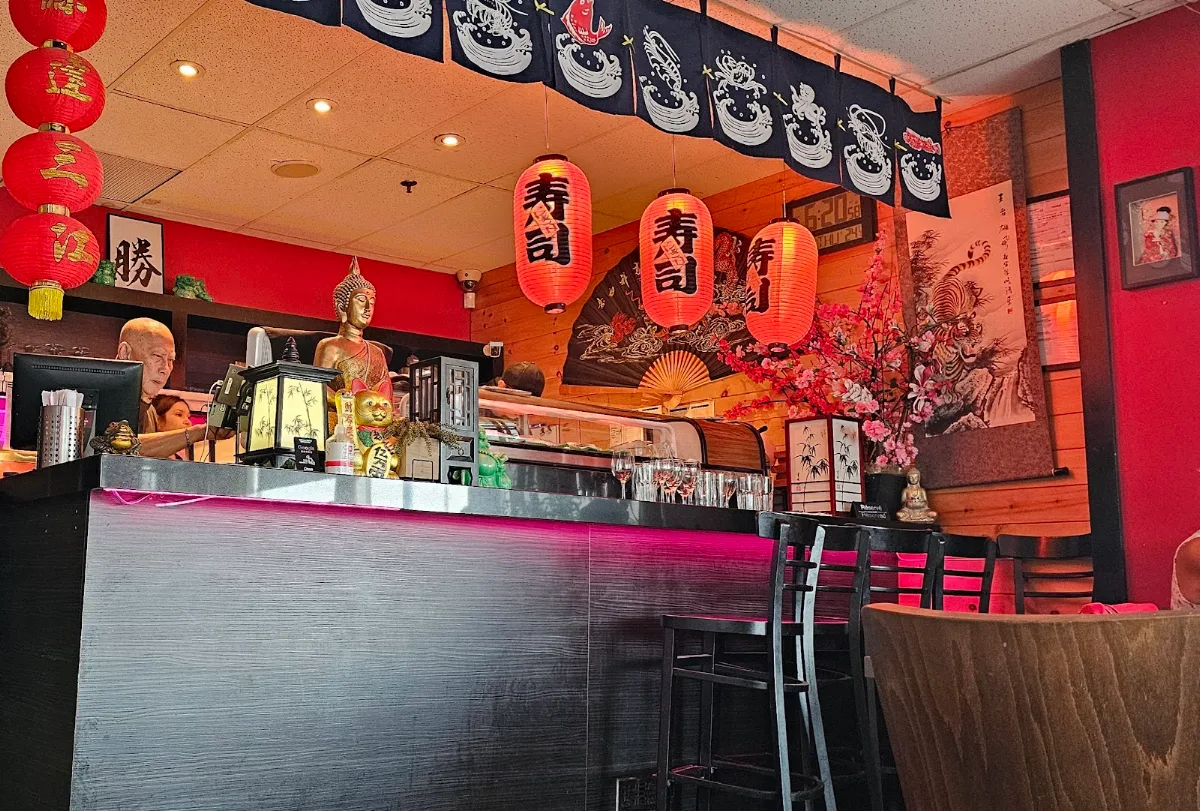 Vibe, Uni Sushi