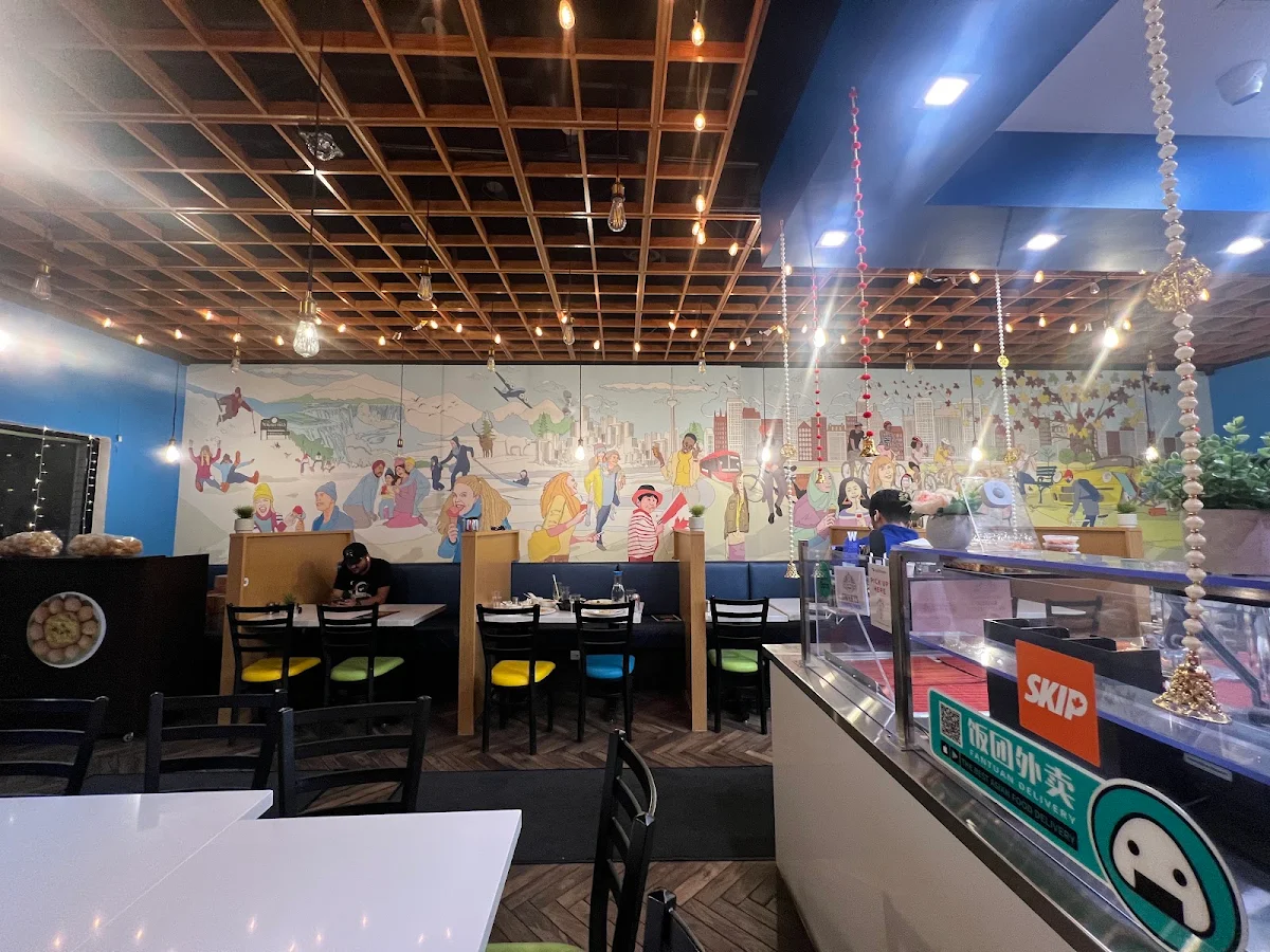 Vibe, United Punjab Eatery & Grill