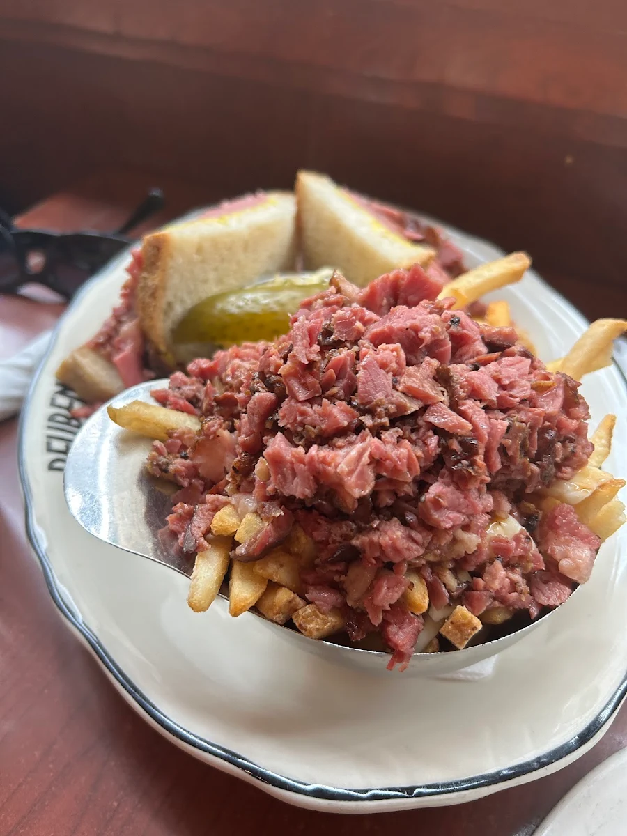 Food & drink, Reuben's Restaurant Delicatessen
