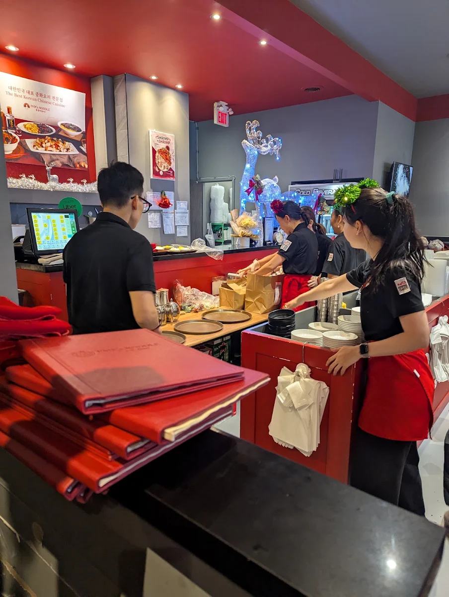 Vibe, KIM'S NOODLE Steeles