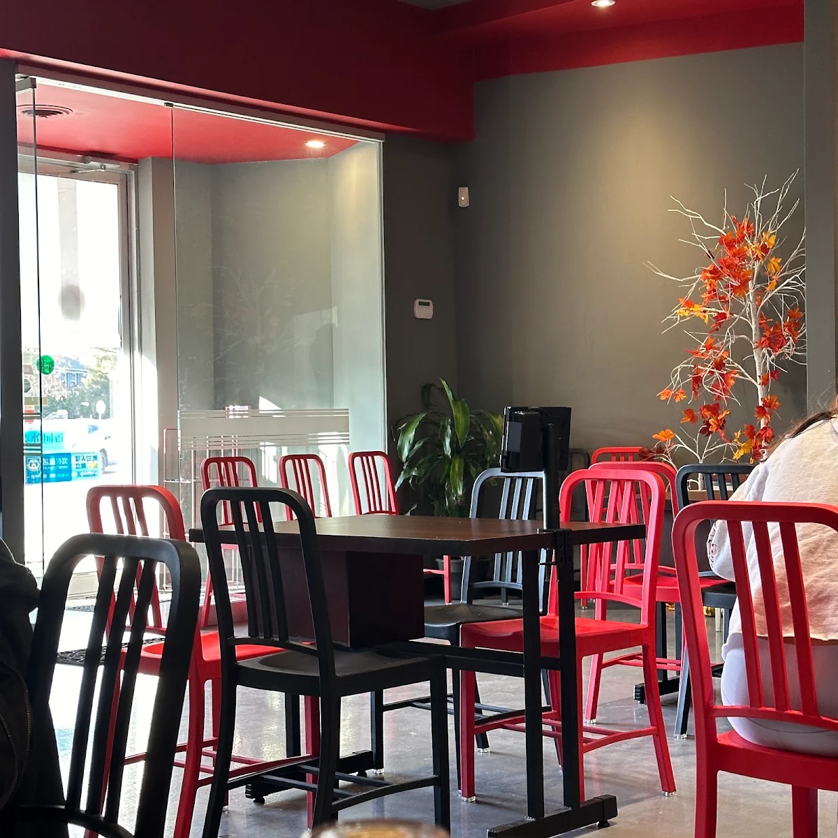 Vibe, KIM'S NOODLE Steeles