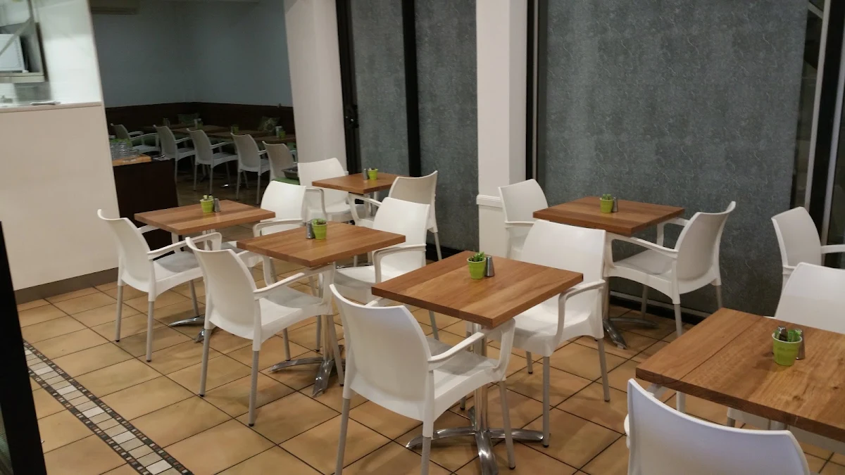 Vibe, Black Pepper Cafe
