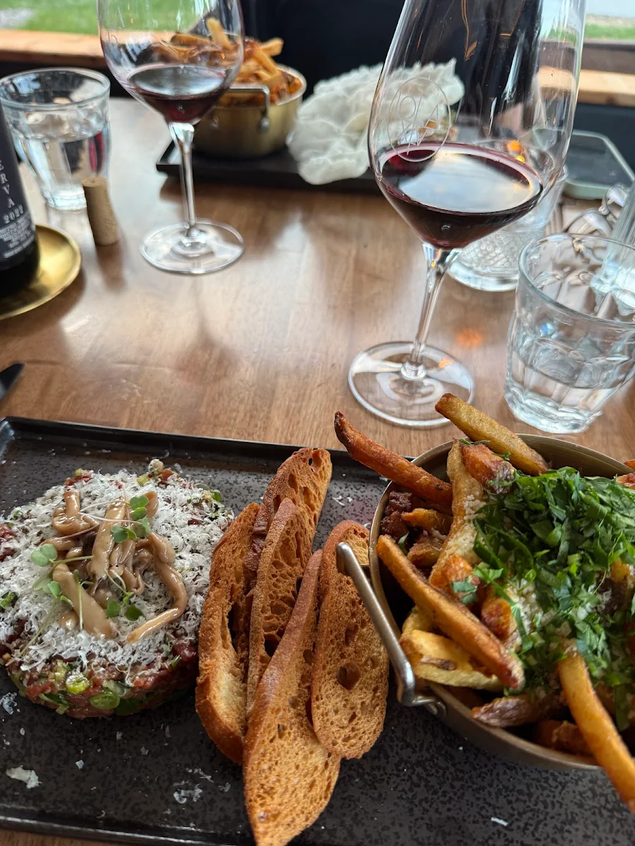 Food & drink photo 9