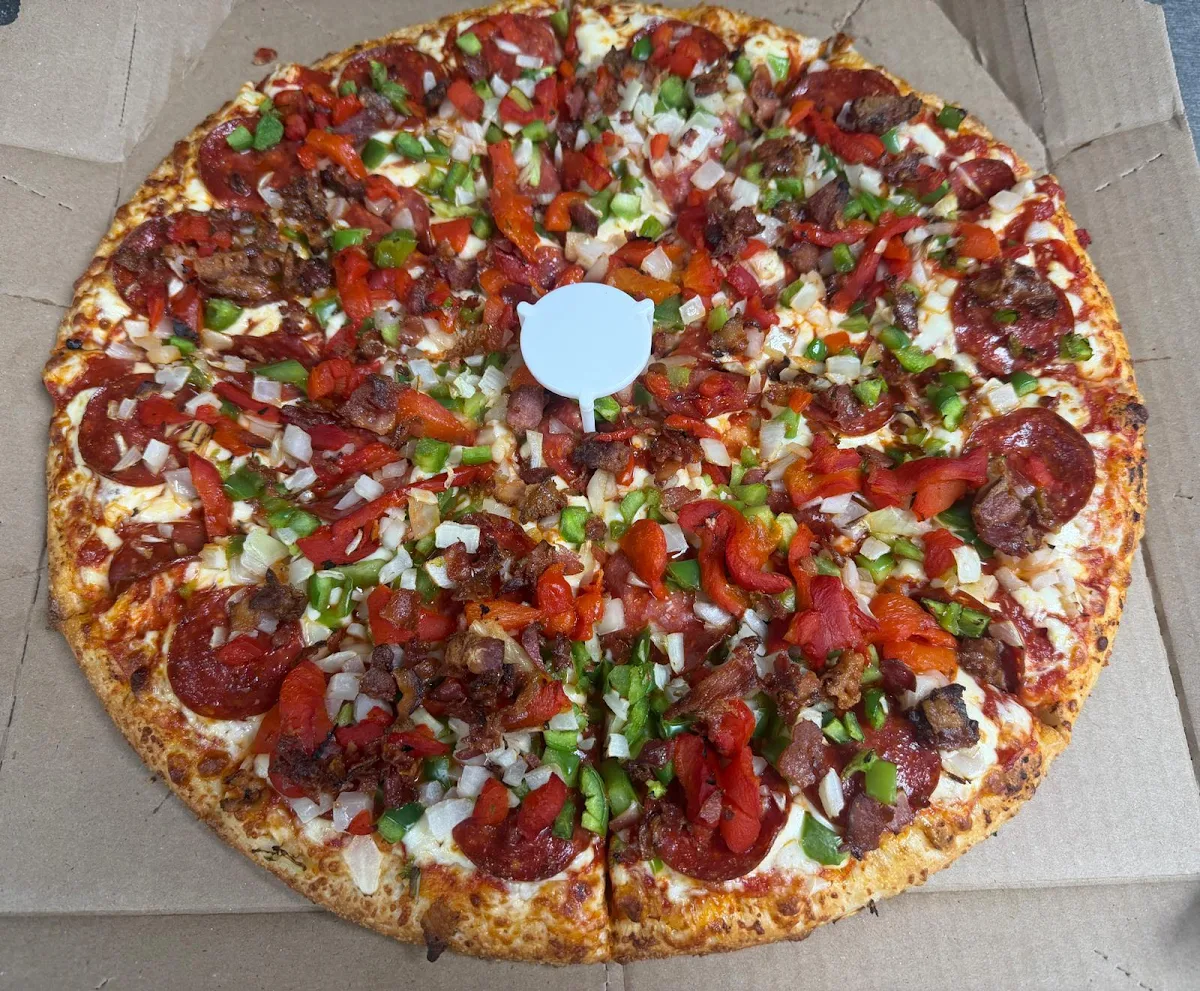 Food & drink, Topper's Pizza — Sault Ste. Marie