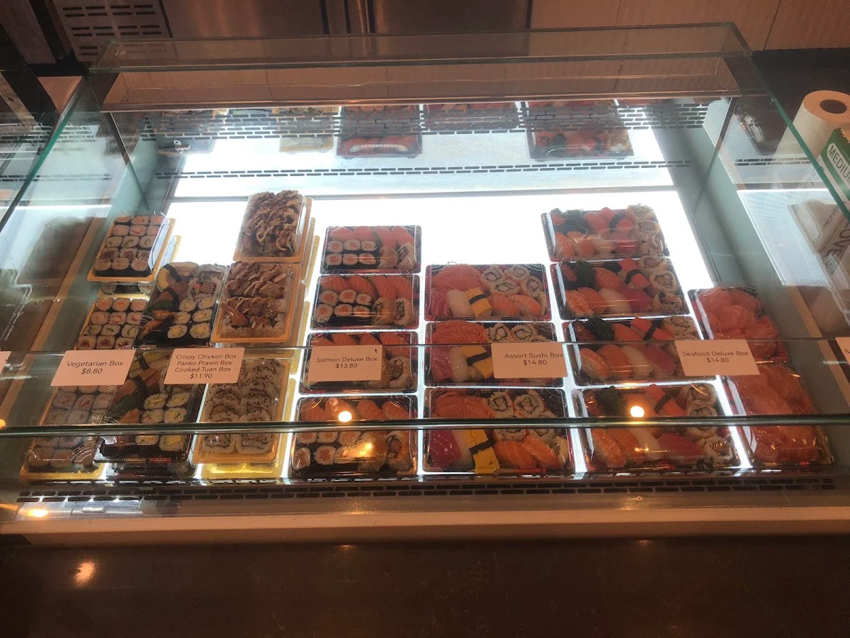 Vibe, Mikado Sushi