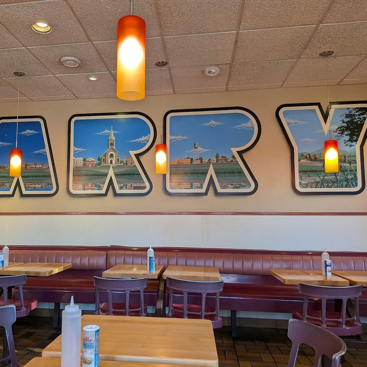 Vibe, Restaurant Barry