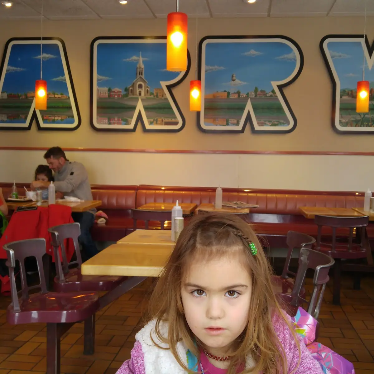 Vibe, Restaurant Barry