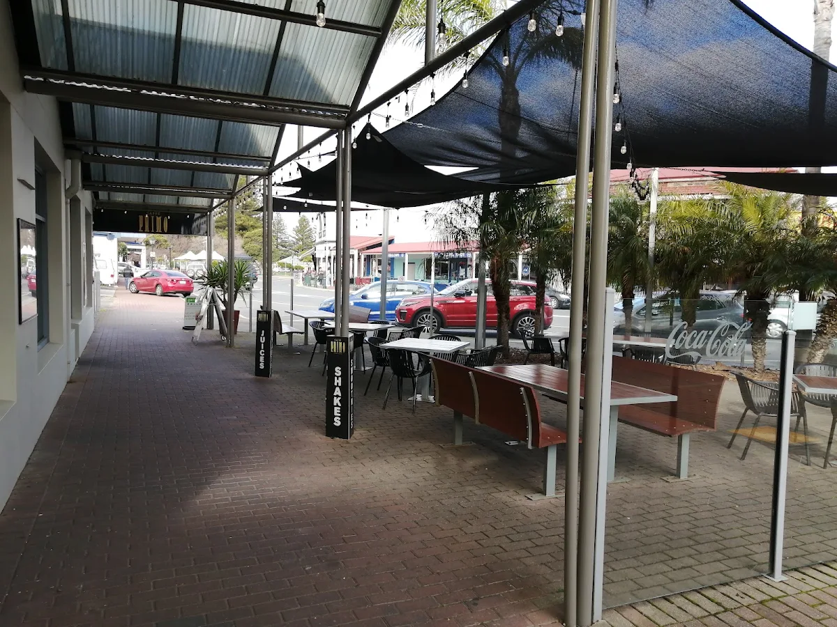 Vibe, Caffe Primo