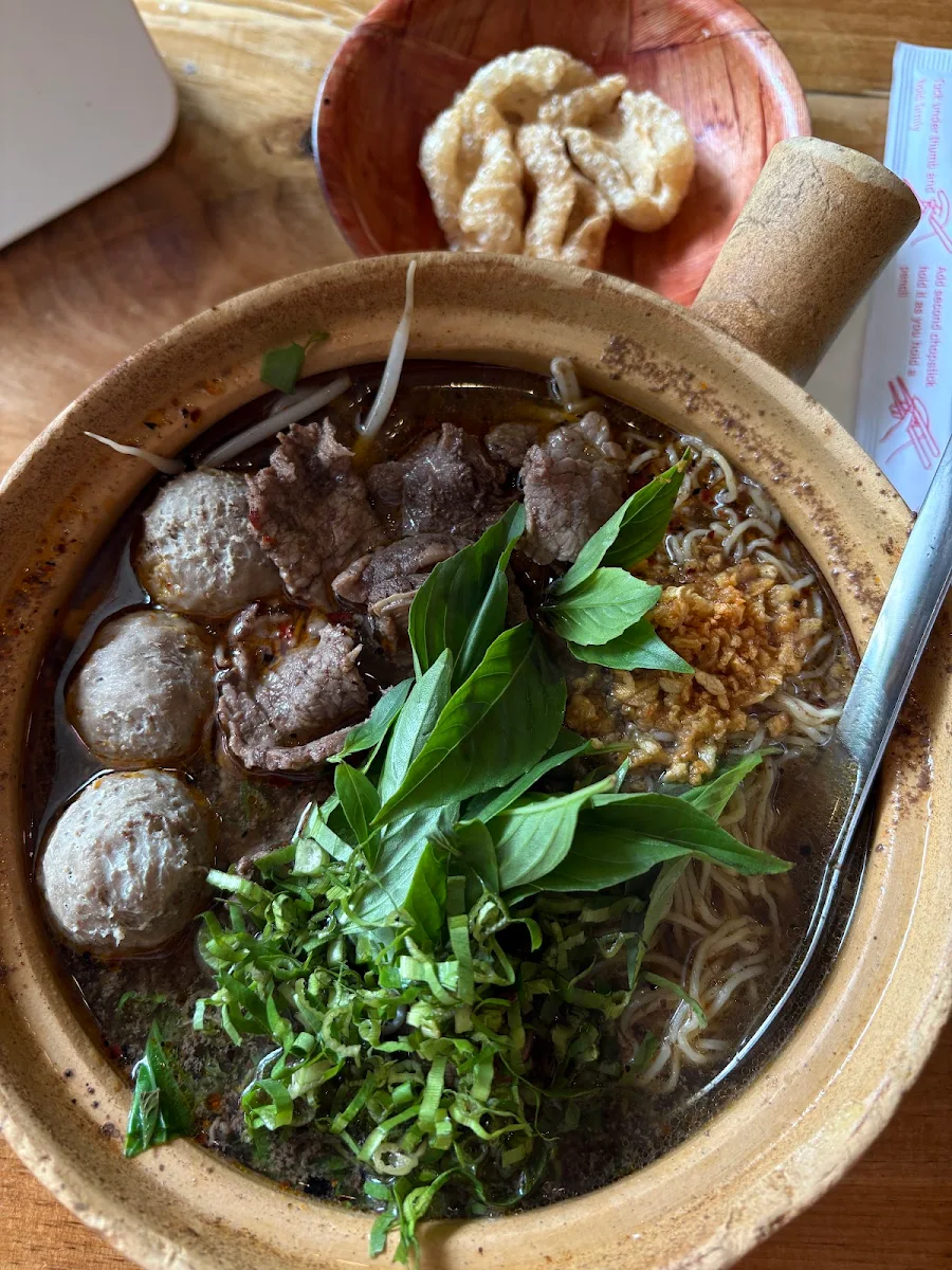 Food & drink, Paddler, Thai boat noodles