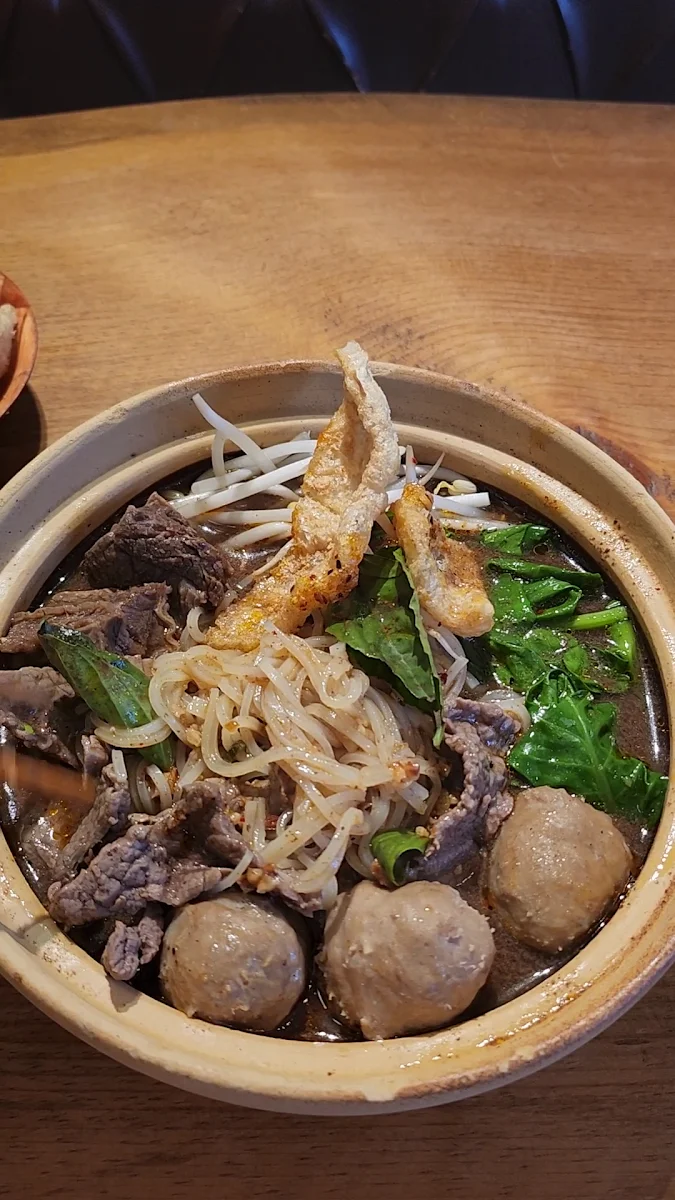 Food & drink, Paddler, Thai boat noodles
