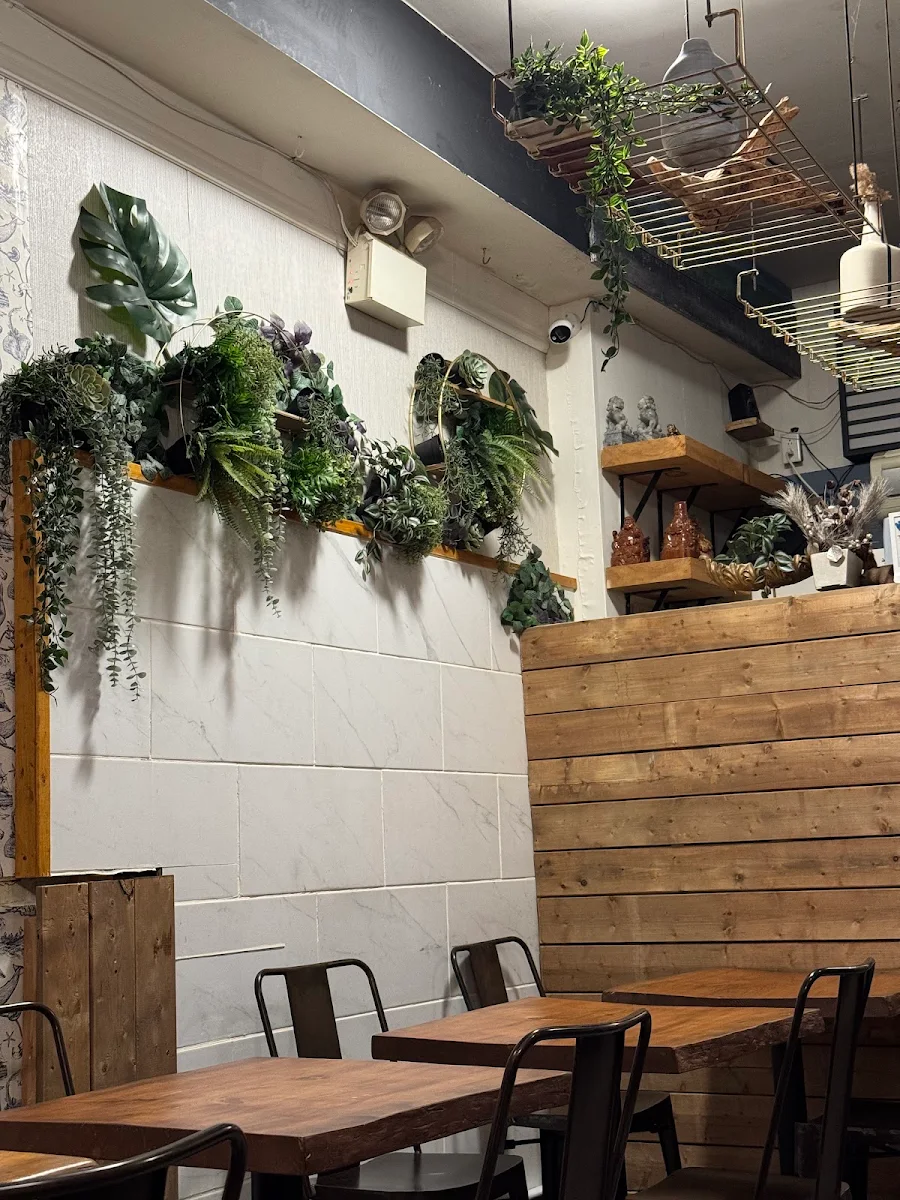 Vibe, Paddler, Thai boat noodles