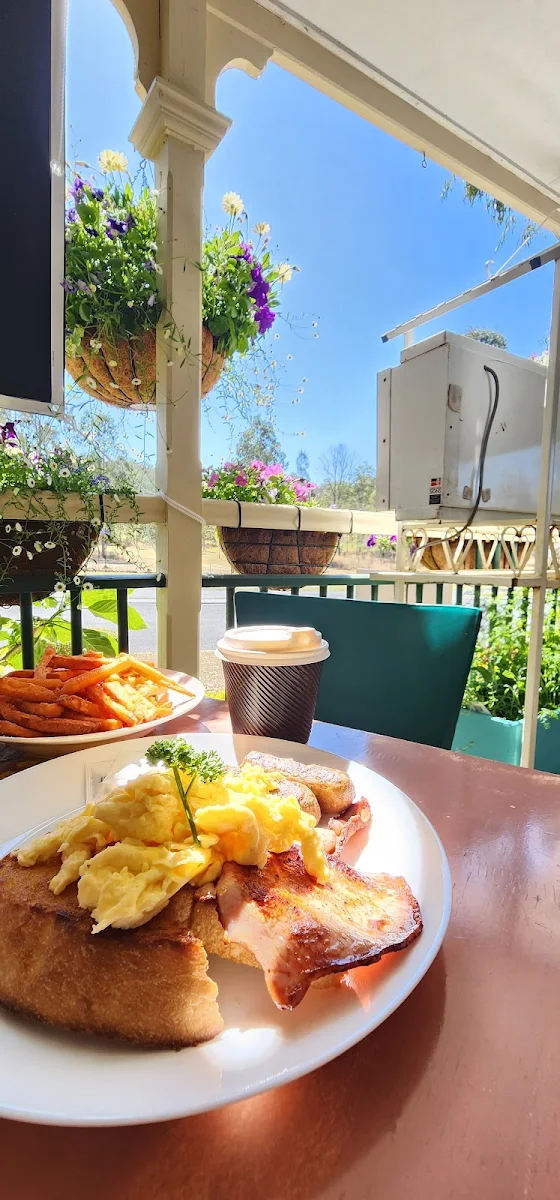 Food & drink, Billabong Curry Cafe & Bar