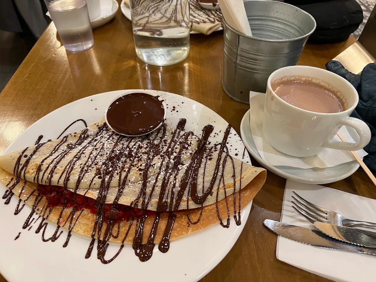 Food & drink, CACAO 70 Eatery