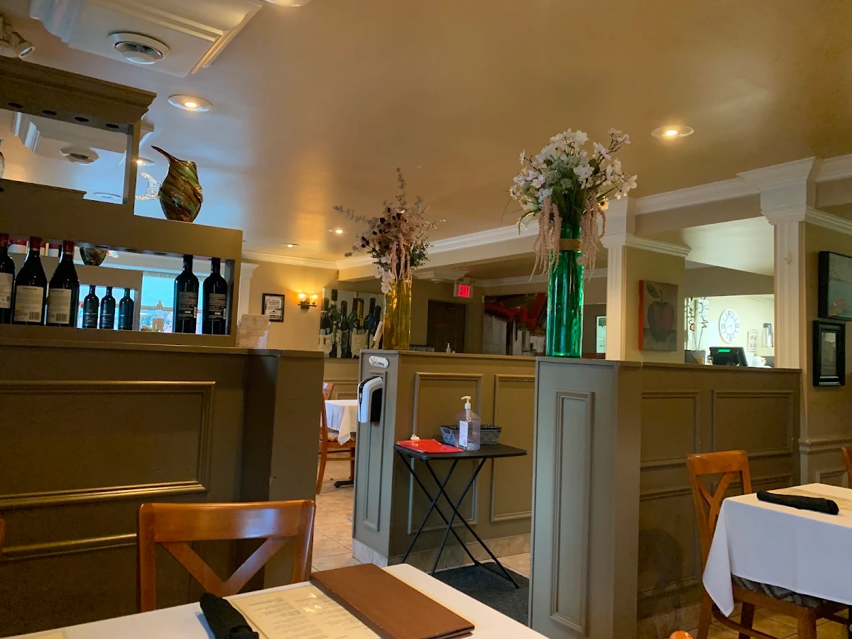 Vibe, The Lake Grill