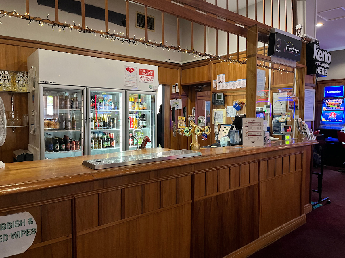 Vibe, Furner's Hotel
