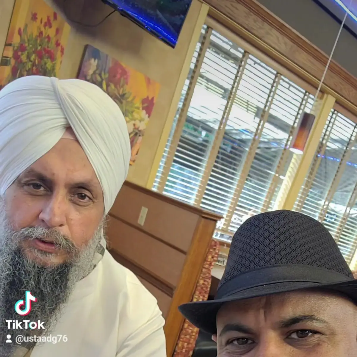 Food & drink, USTAAD G76 SOUTH SURREY