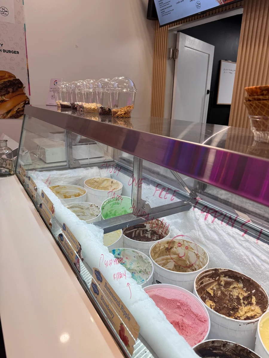 Vibe, Buns N Cones Desserts - Scarborough