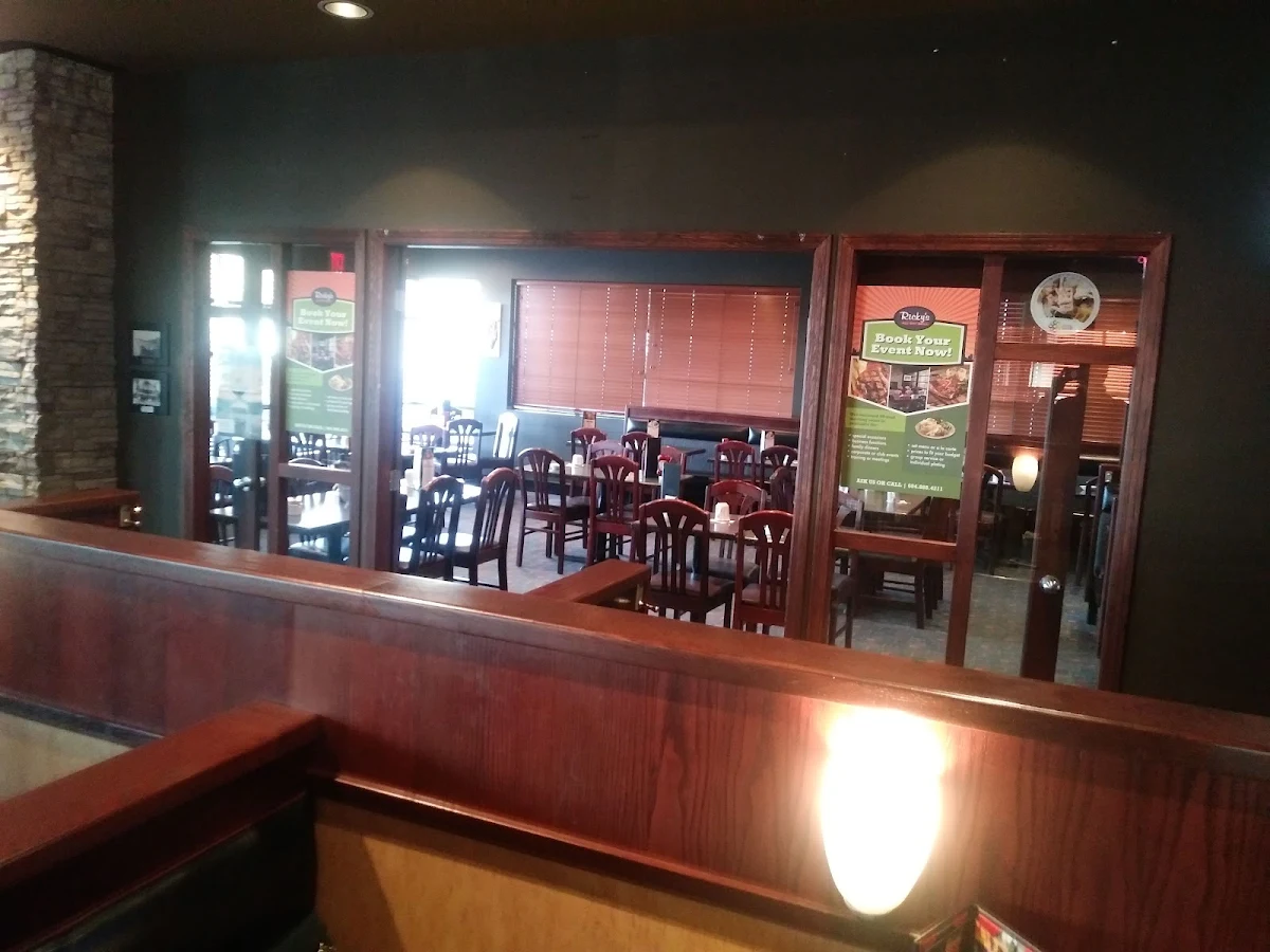 Vibe, Ricky's All Day Grill - Walnut Grove