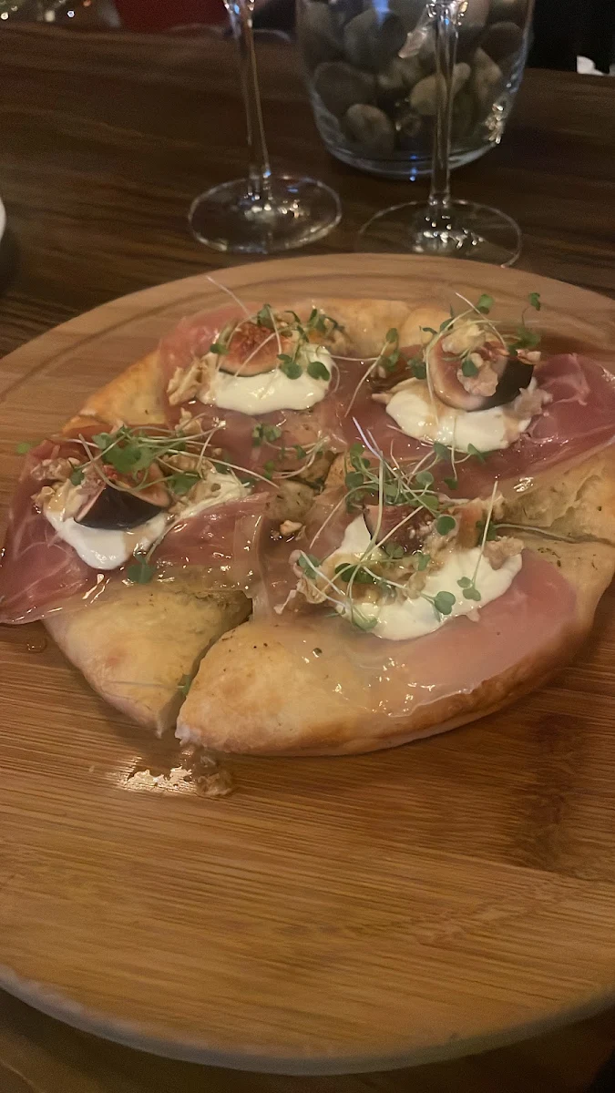 Food & drink photo 7