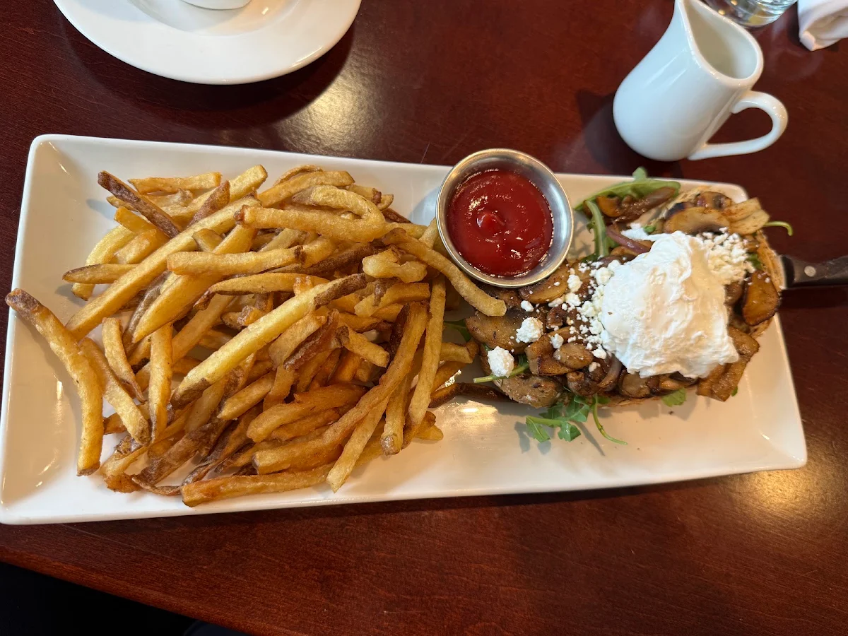 Food & drink, Prairie's Edge