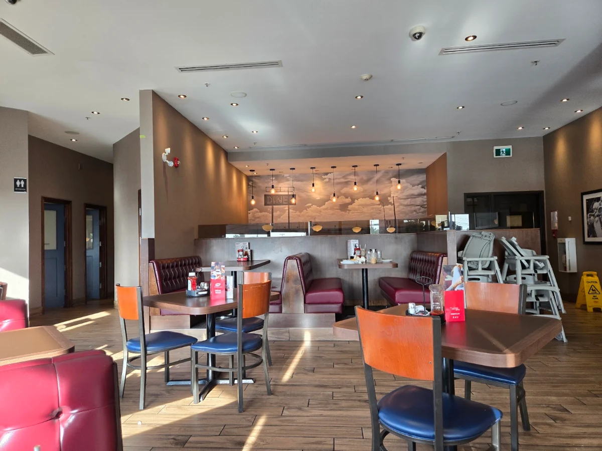 Vibe, Denny's Restaurant Abbotsford - Mt. Lehman