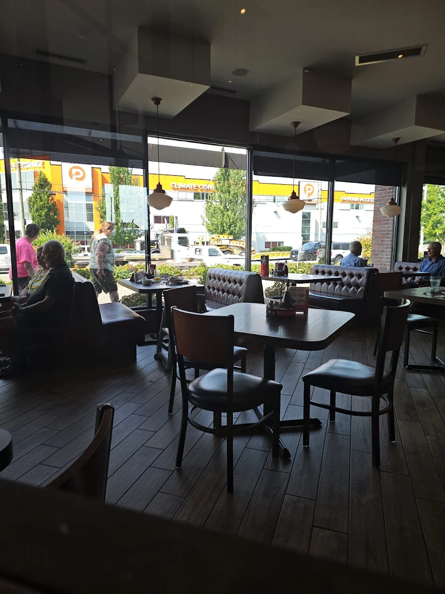 Vibe, Denny's Restaurant Abbotsford - Mt. Lehman