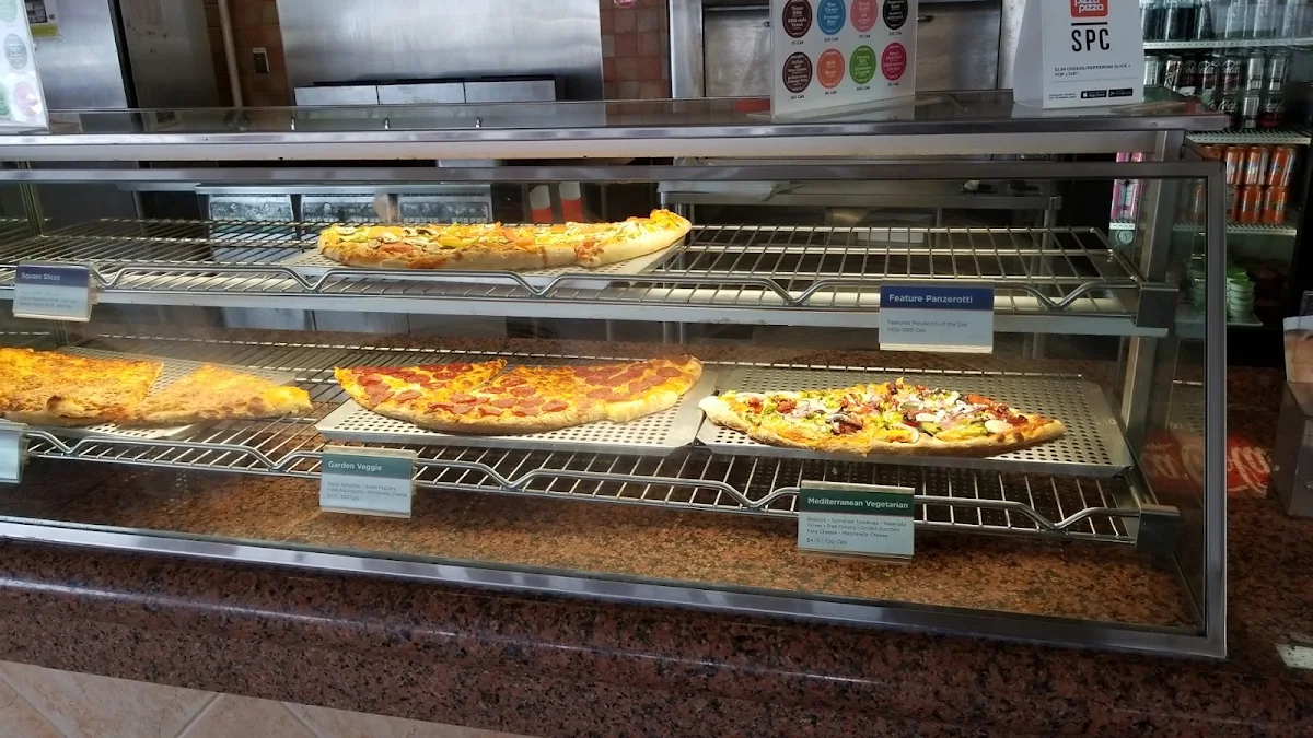 Vibe, Pizza Pizza