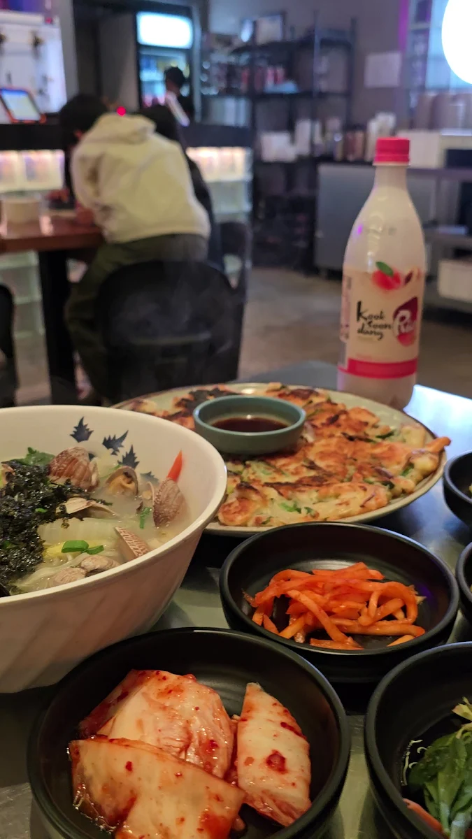 Food & drink, Mr Yoon Glenwaverley