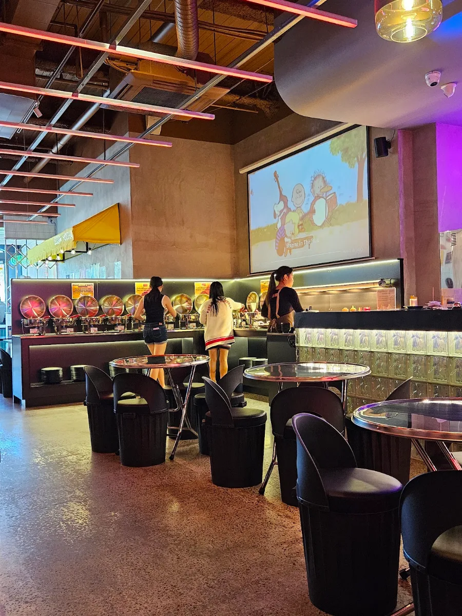 Vibe, Mr Yoon Glenwaverley