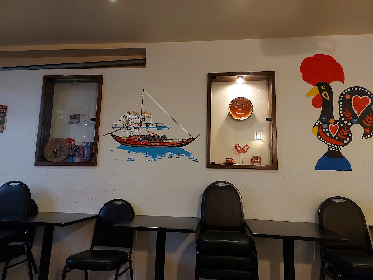 Vibe, Restaurant Luso