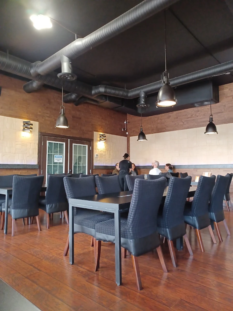 Vibe, K-Town Sushi & Grill